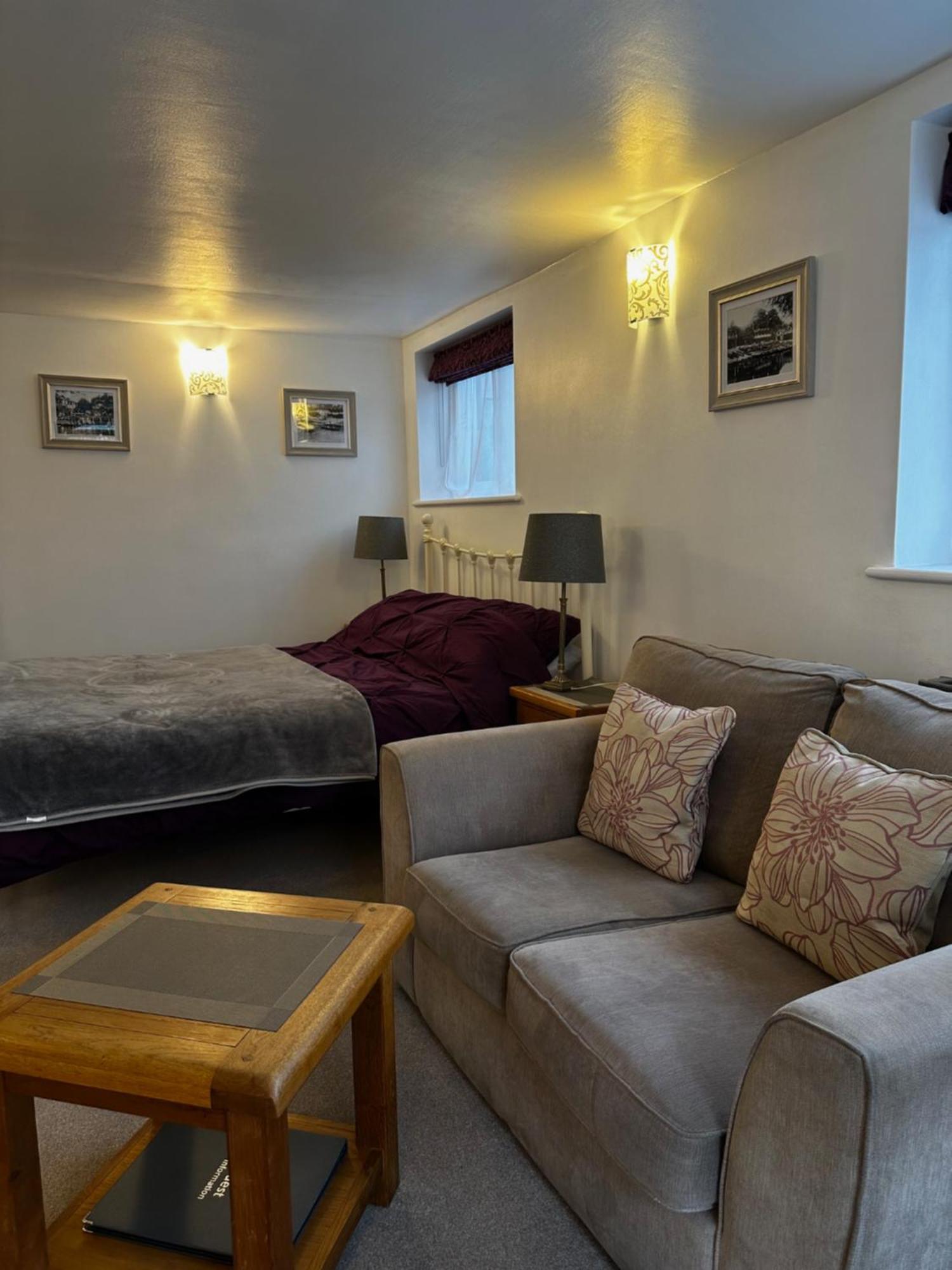 Villa Bath Boating Station Chambre photo